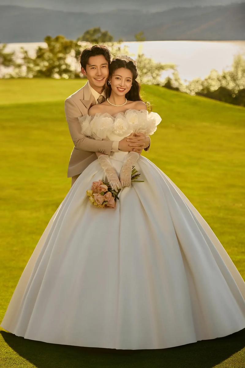 做婚纱摄影师怎么样？要学哪些东西